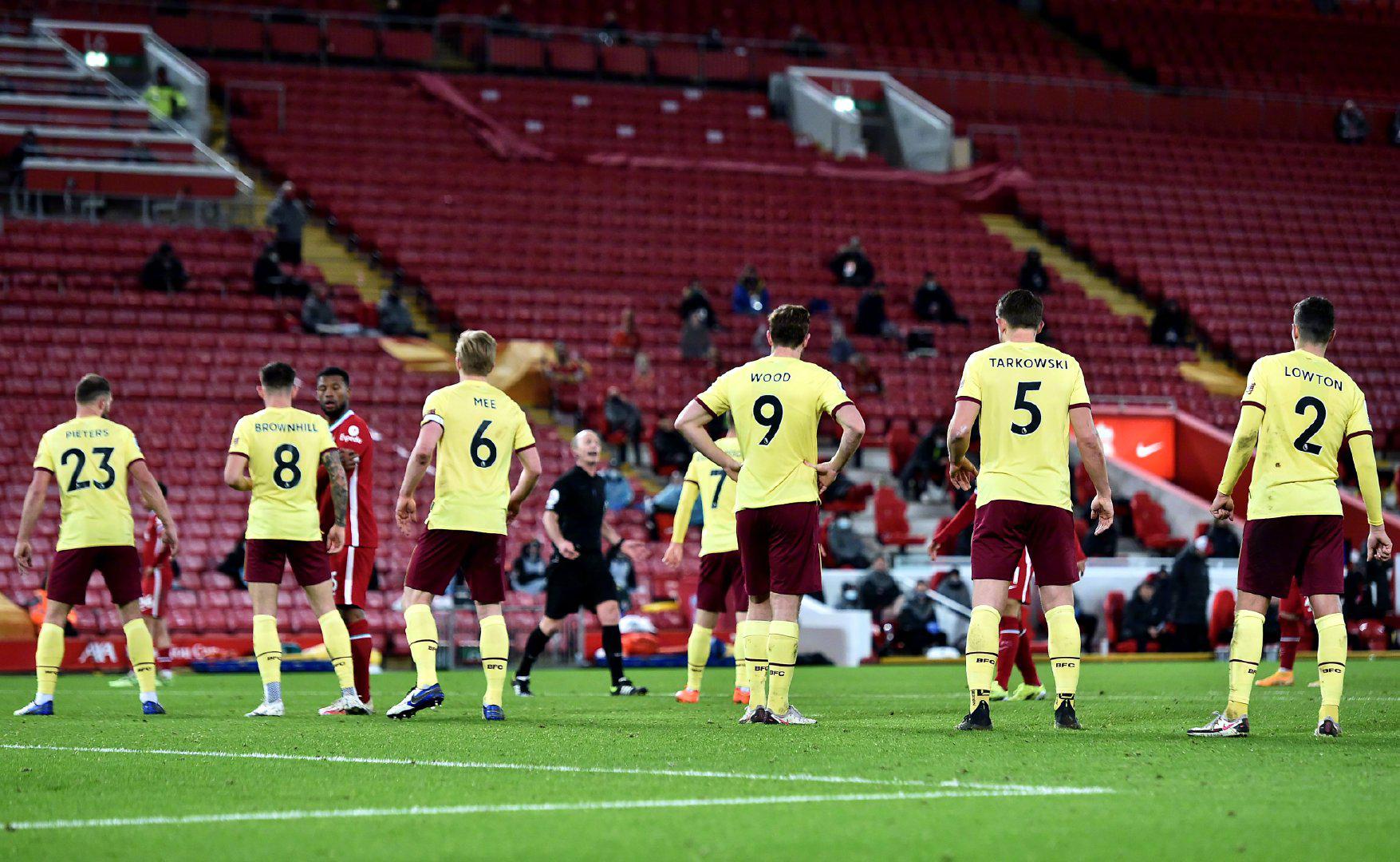 在努力重建 在努力重建